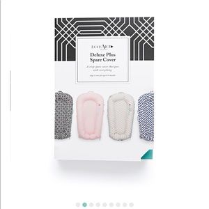 DocATot Deluxe+ - cover only - Strawberry Cream